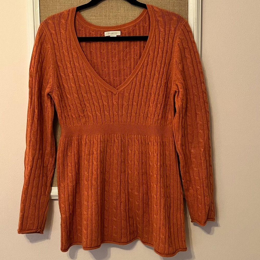 Orange V-neck sweater. Garnet Hill size M.